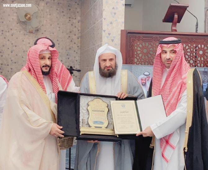 محافظ صبيا يفتتح جامع المحمدية بالمحافظة 