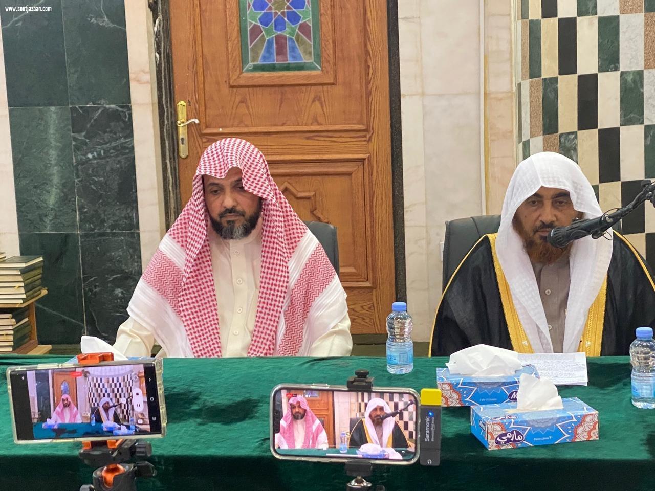 حضرها أكثر من ١٨٠٠ مؤذنا في ٦ جوامع من جوامع المنطقة / الشؤون الإسلامية في جازان تختتم الدورة العلمية في أحكام الأذان والإقامة