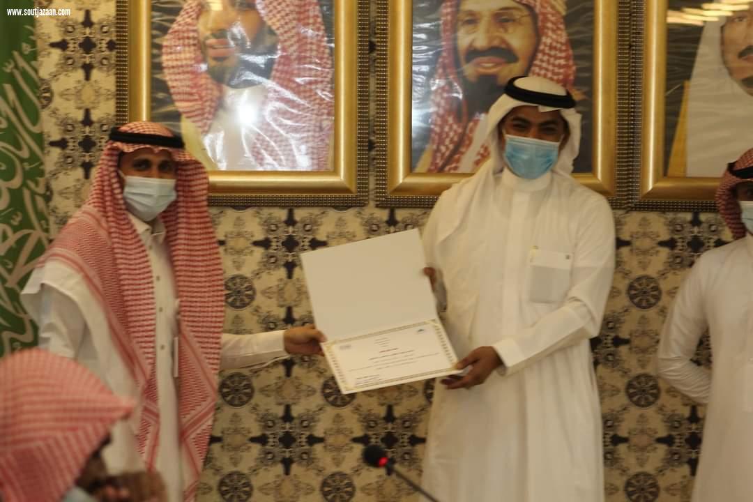 بلدية مركز القفل تكرّم موظفيها المتميزين