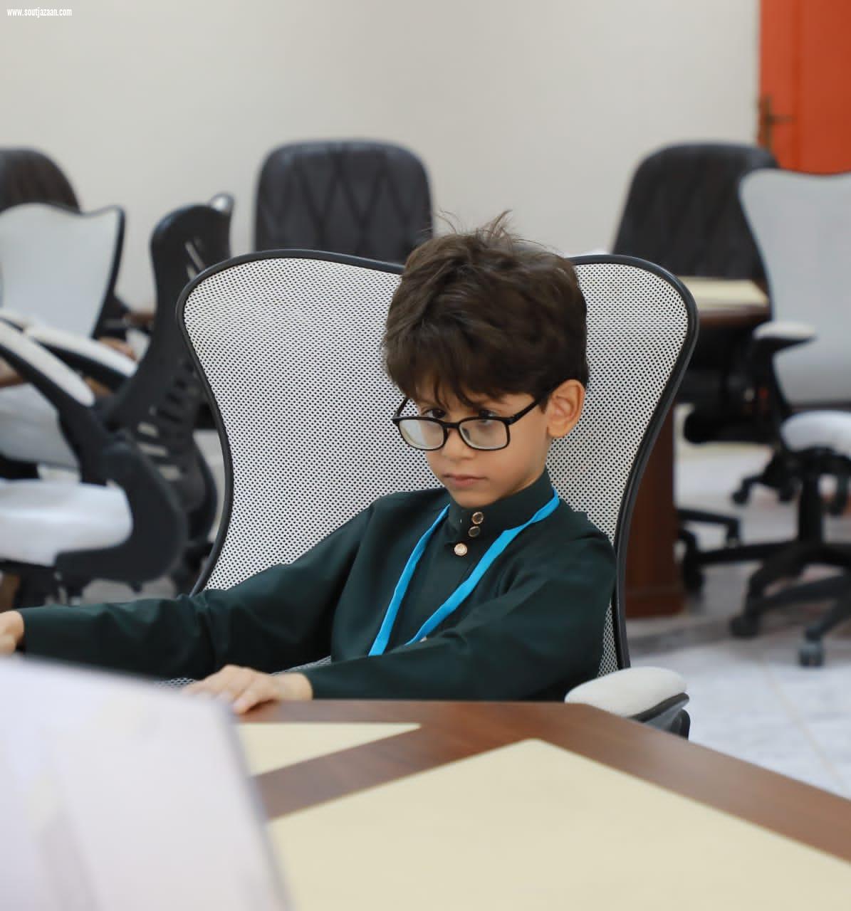 بمشاركة أكثر من 50 طالبا | مساعد مدير عام تعليم جازان للشؤون التعليمية يرعى التصفيات الختامية لمسابقة القرآن الكريم وتجويده الرمضانية للطلاب المكفوفين