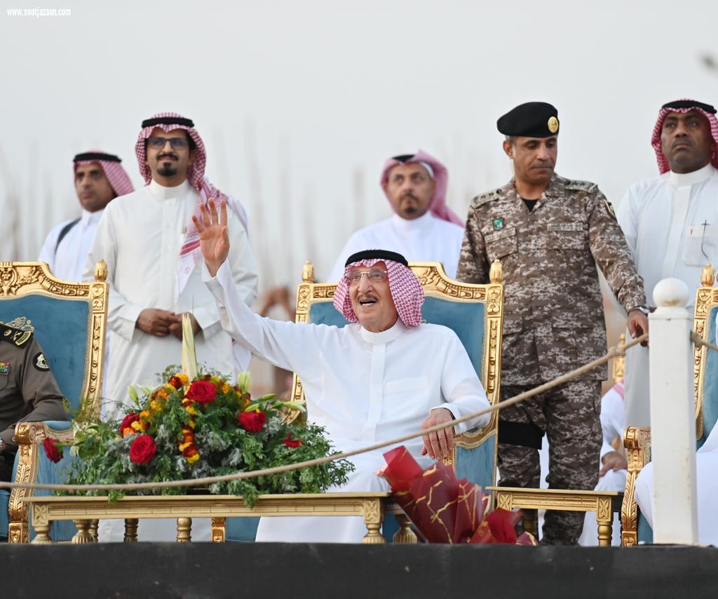 سموُّ أميرِ منطقة جازان يتفقَّد الشاطئ السياحي بمركز الشقيق التابع لمحافظة الدرب