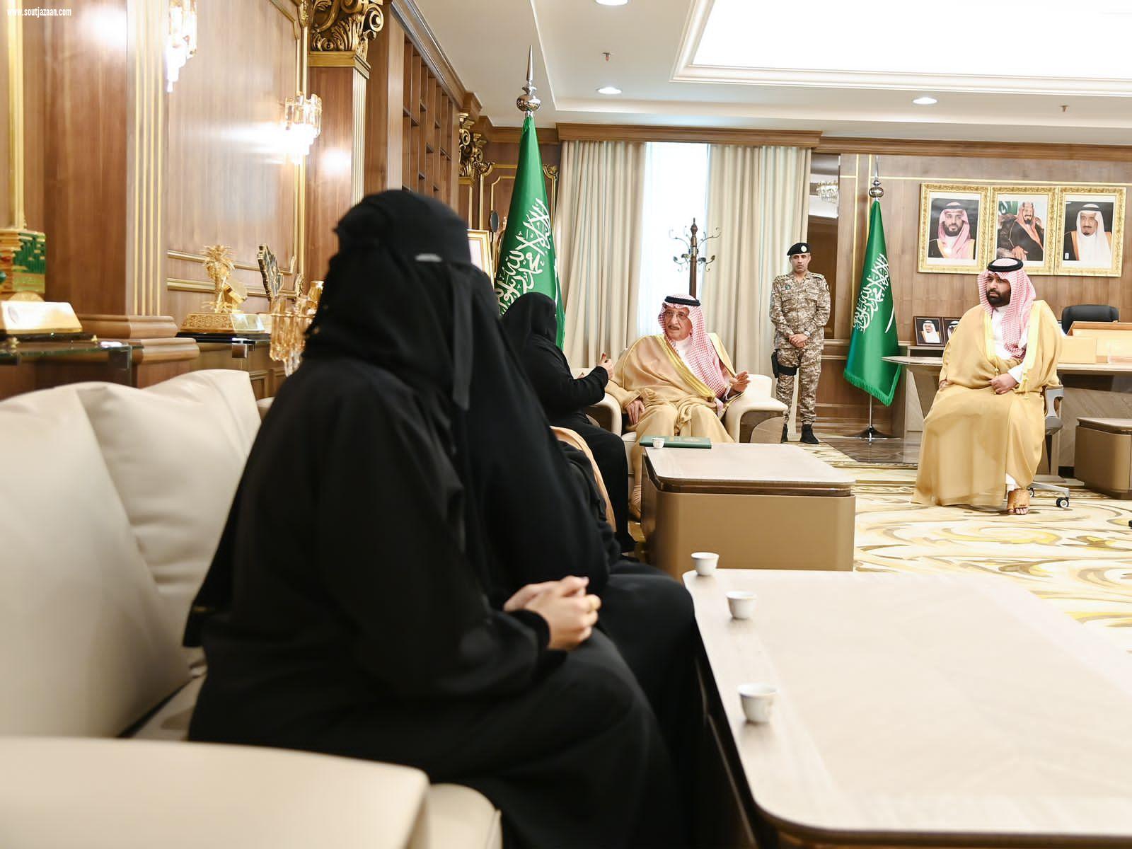 سمو أمير منطقة جازان يستقبل رئيسة جمعية كسوة الكاسي وأعضاء مجلس الادارة