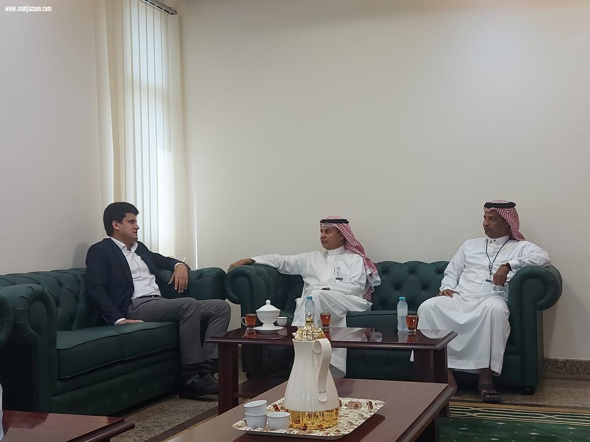 فرع وزارة الموارد البشرية والتنمية الاجتماعية بجازان يستقبل القنصل  الباكستاني