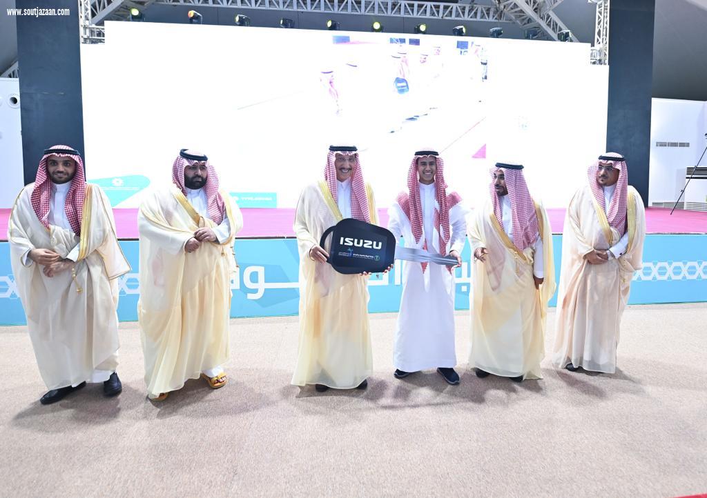 سمو أمير جازان يرعى حفل تخريج أكثر من ٢٧٠٠ متدرب ومتدربة بمنشآت التدريب التقني