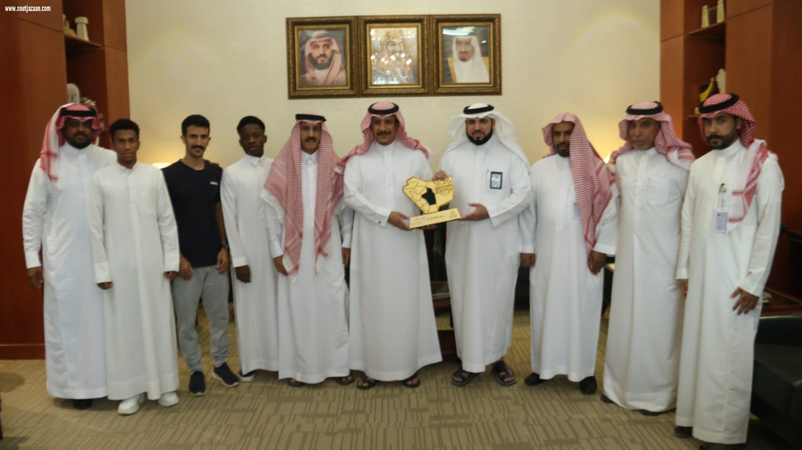 سمو محافظ المجمعة يستقبل مدير تعليم المجمعة ومنتخب تعليم المجمعة