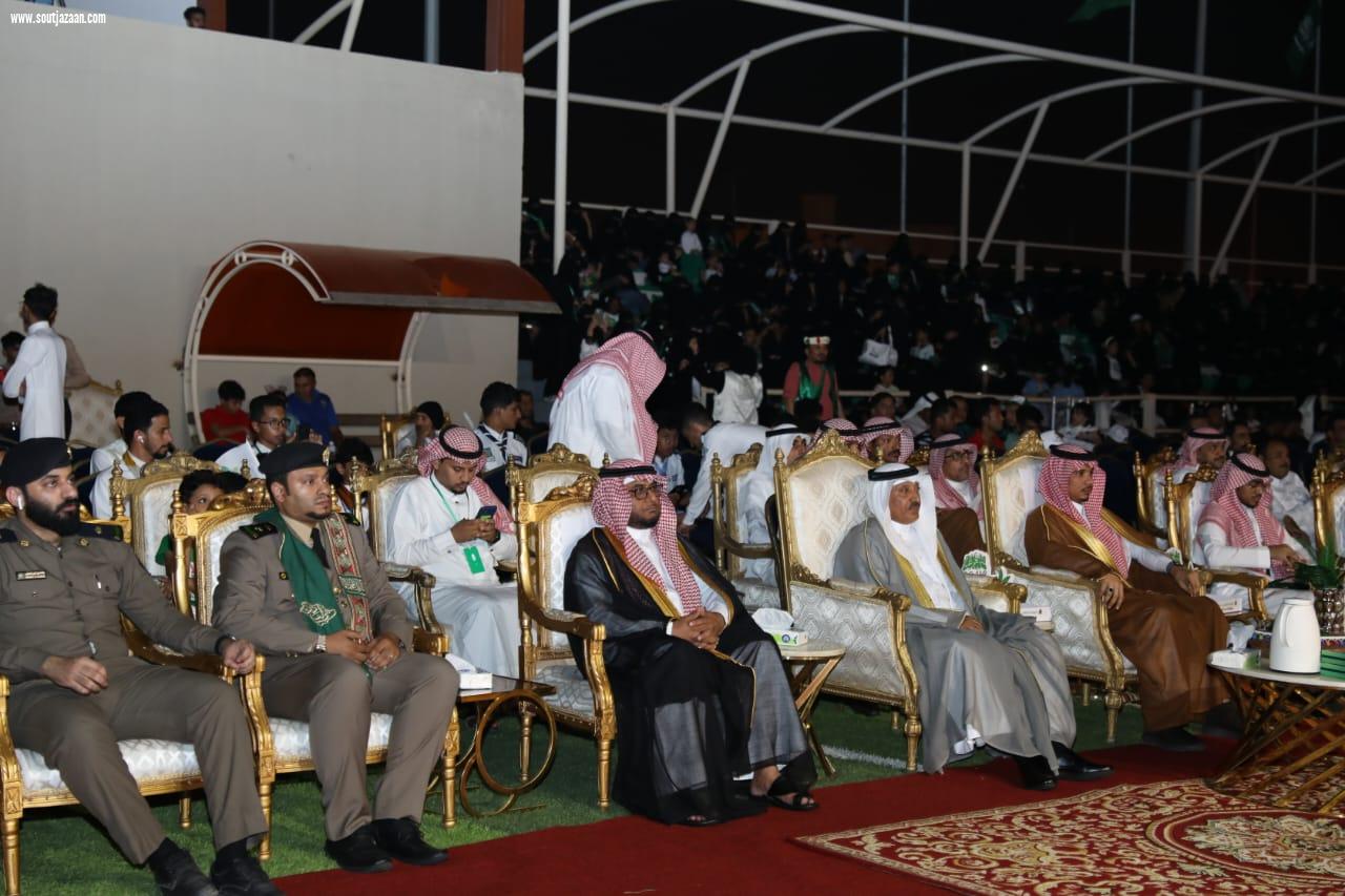  برعاية المحافظ  صامطة تحتفل باليوم الوطني 92 .. اوبريت غنائي ومشاهد وطنية حباً للوطن 