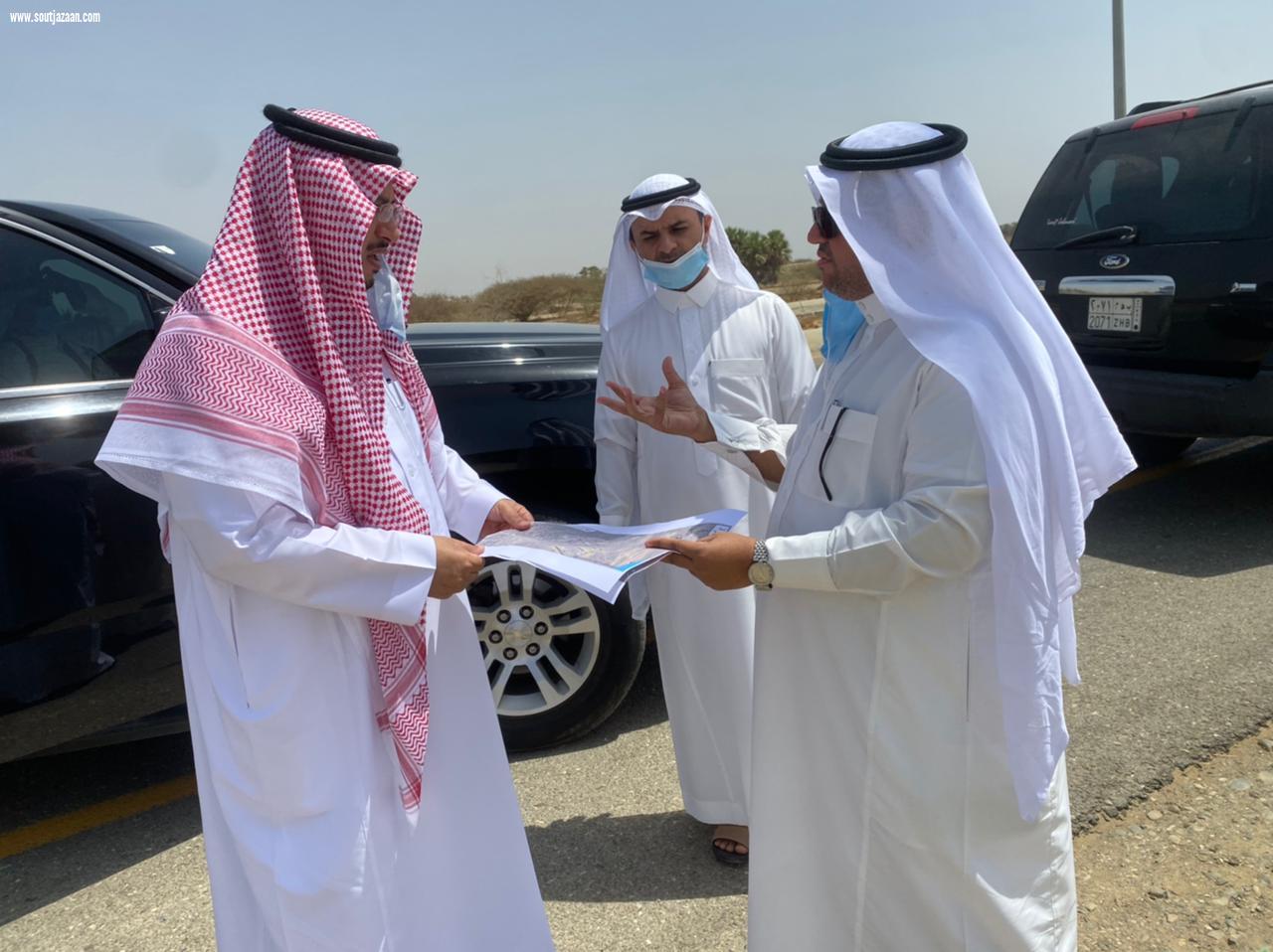 محافظ الدرب يقوم بجولة تفقدية على المشاريع البلدية ويوجه بمضاعفة الجهود وسرعة الإنجاز