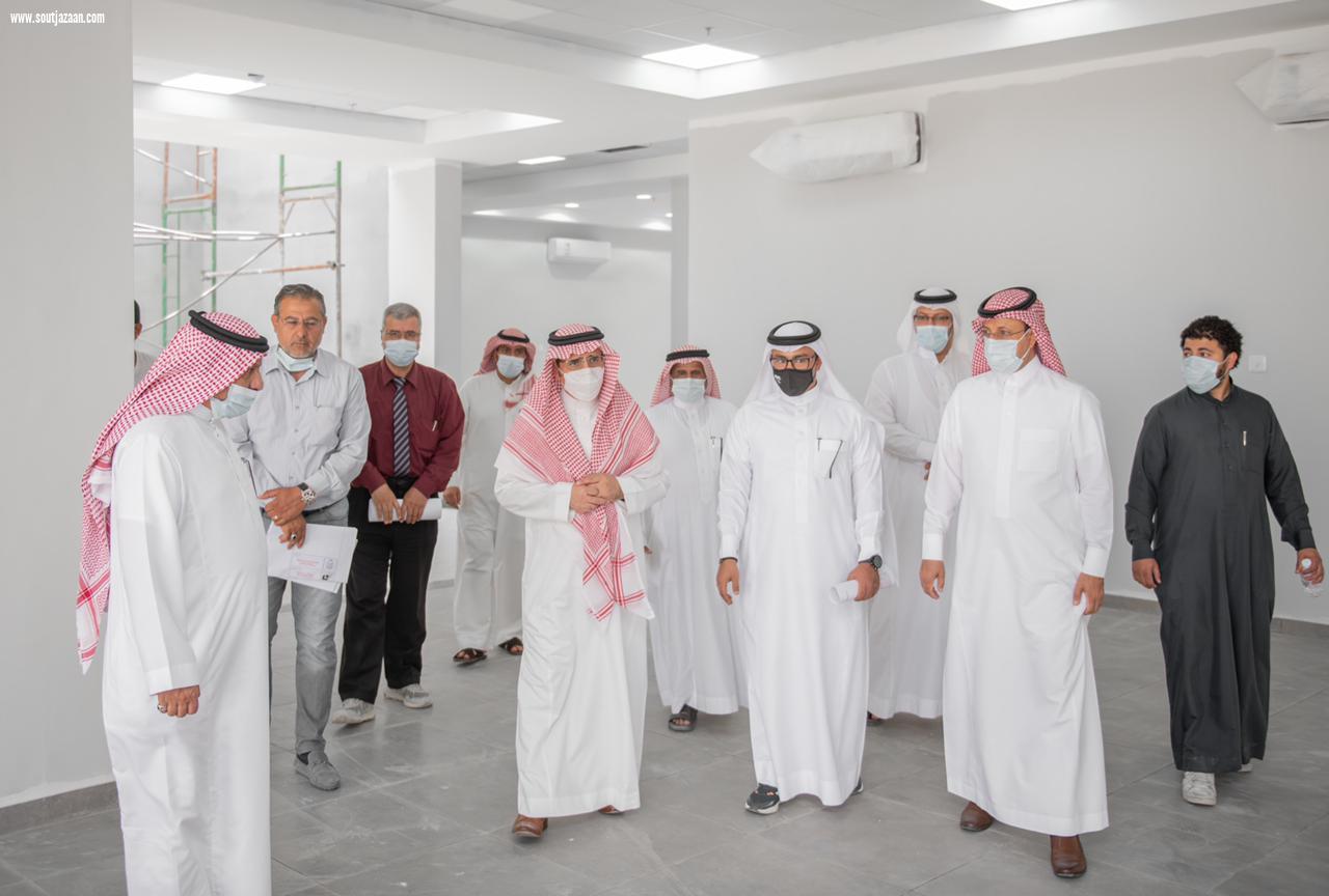 معالي رئيس جامعة الباحة يتفقد مدرسة تعليم القيادة للسيدات