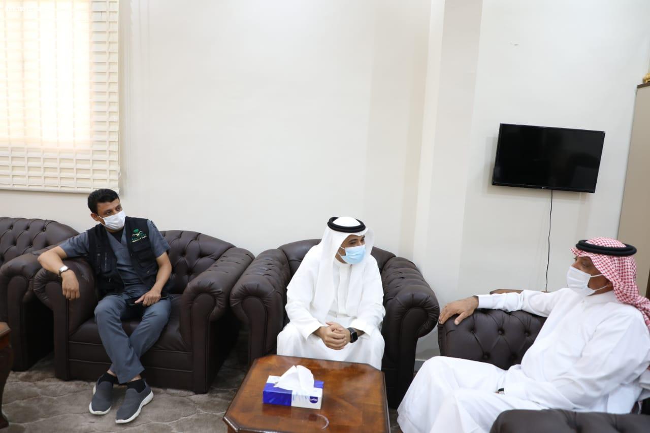 أشاد بدعم القيادة الرشيدة في تطوير الخدمات الصحية محافظ صامطة يدشن العيادات الافتراضية بالمستشفى العام