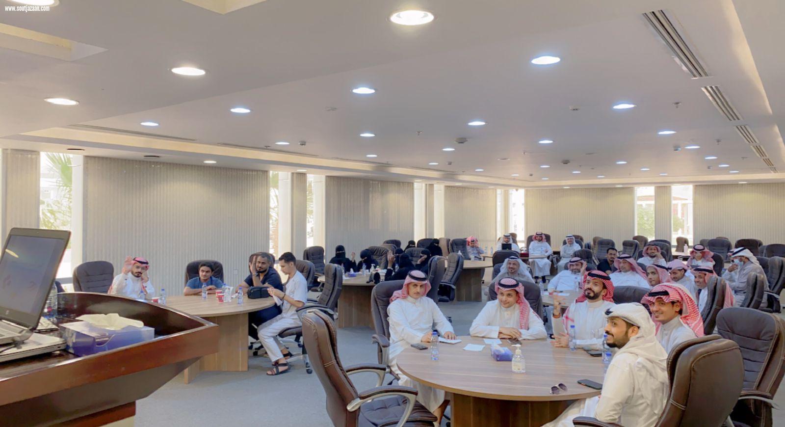 الشؤون  الأكاديمية  والتدريب  بصحة  جازان  تبدأ بتنفيذ  عدد  من  البرامج التدريبية 