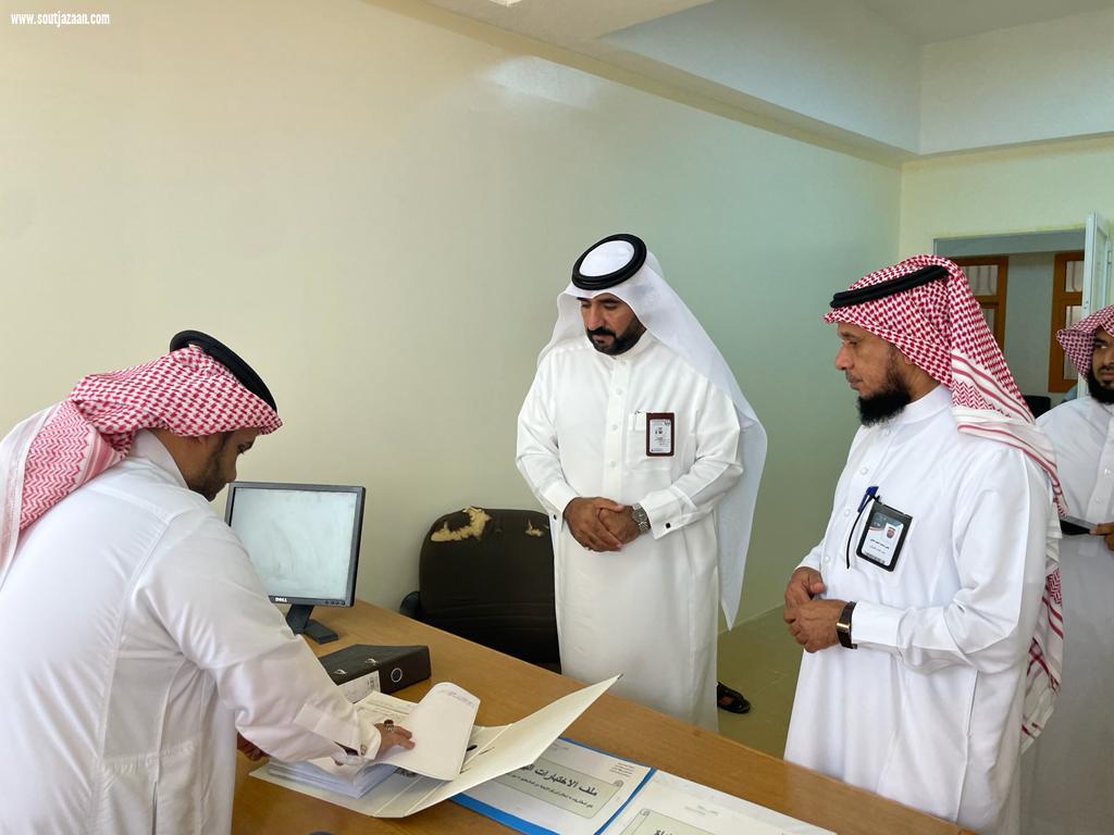 الشهراني يتفقد سير الإختبارات بمدارس المحافظة
