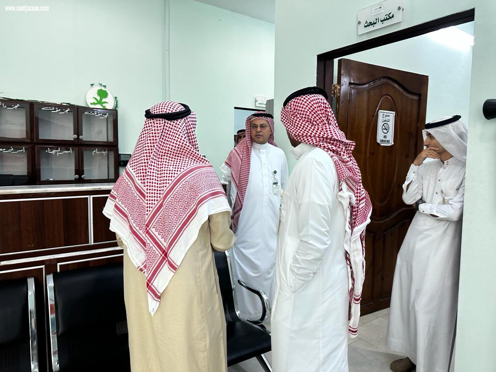 مدير عام فرع وزارة الموارد البشرية والتنمية الاجتماعية بجازان يزور محافظ العارضة والوحده الضمانية