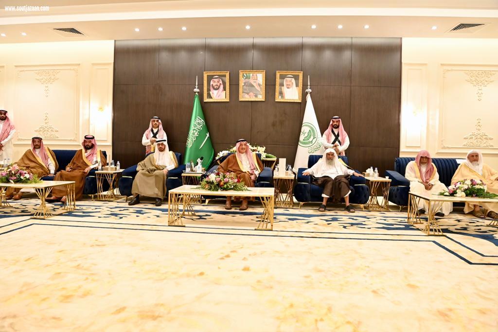 سمو أمير منطقة جازان يستقبل المهنئين بعيد الفطر