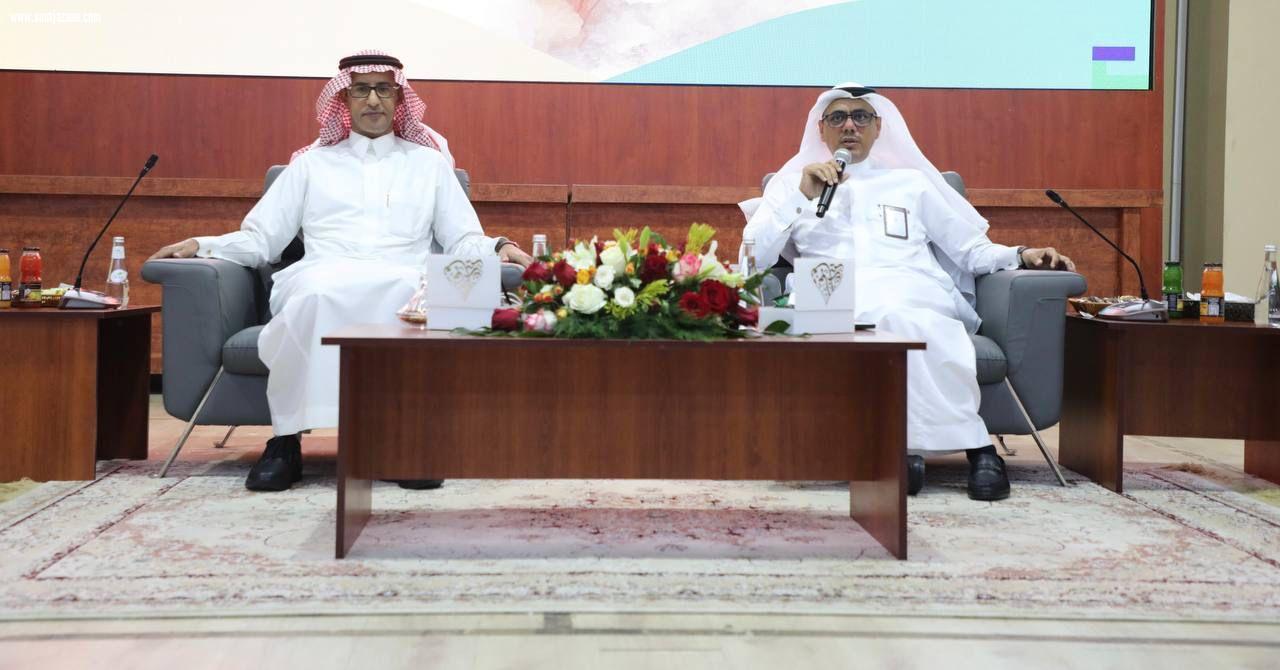 الأمين العام لإدارات التعليم في وزارة التعليم يعقد لقاء مفتوحا بقيادات تعليم جازان