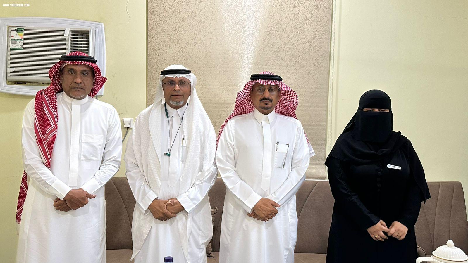 جمعية رعاية الايتام بمحافظة ضمد تستقبل المستشار الإعلامي  ياسين القاسم وتوك توك ابوعريش ..