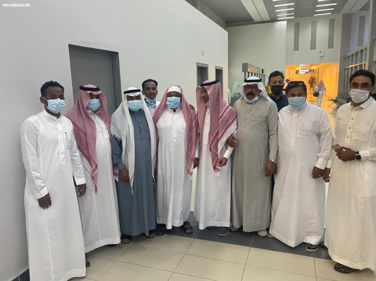 بعدرحلته العلاجية في الرياض وتماثله للشفاء أحمد مسملي يعود الى جازان