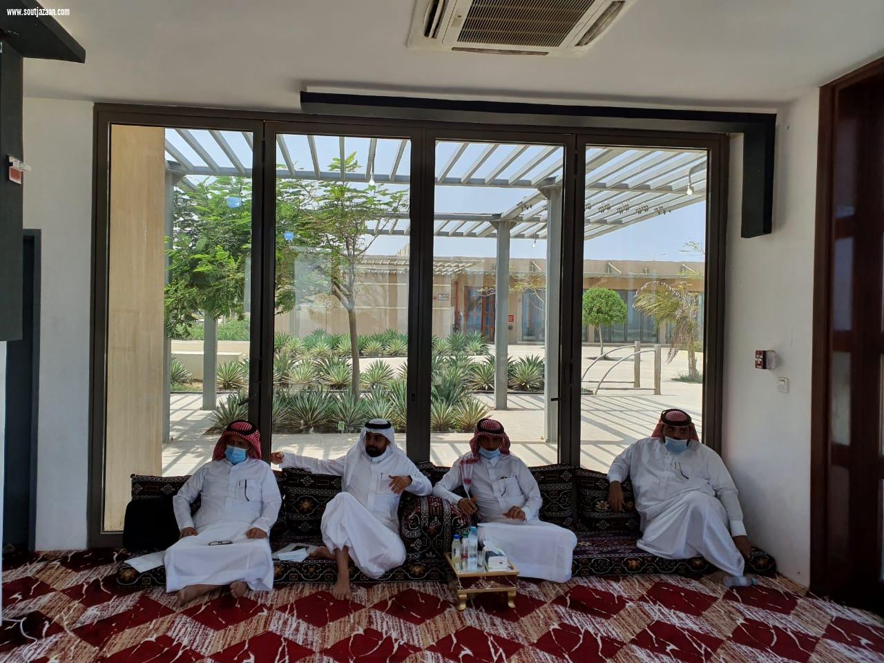 المجلس البلدي لبلدية محافظة بيش يعقد جلسته العادية ذات الرقم  ٦٨