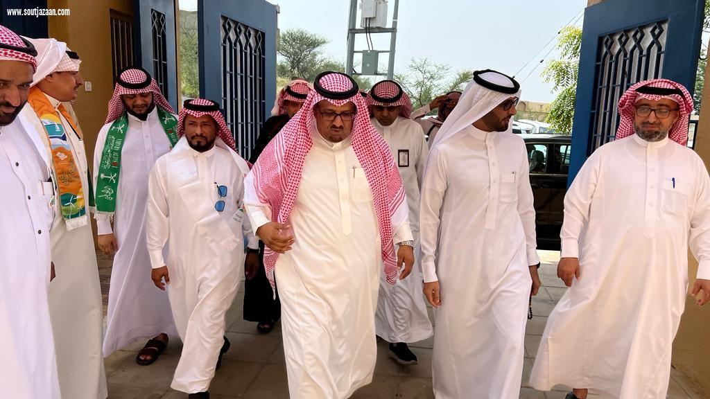 محافظ العارضة يرعى حفل مدارس مكتب تعليم العارضة 