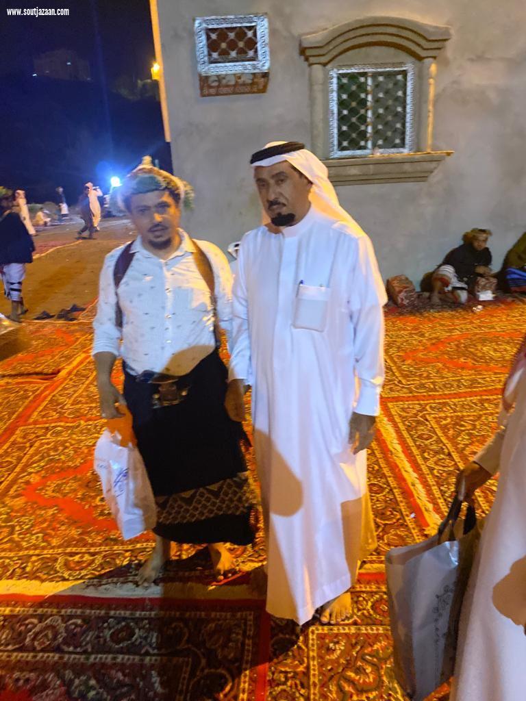 البشري يحتفل بتخرج نجله نواف