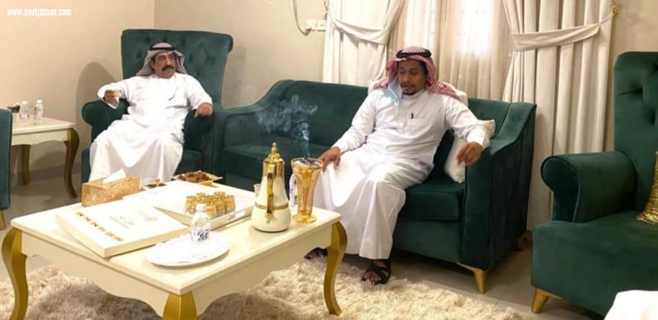 مدير عام تعليم صبيا يعزي المباركي في وفاة والدته رحمها الله