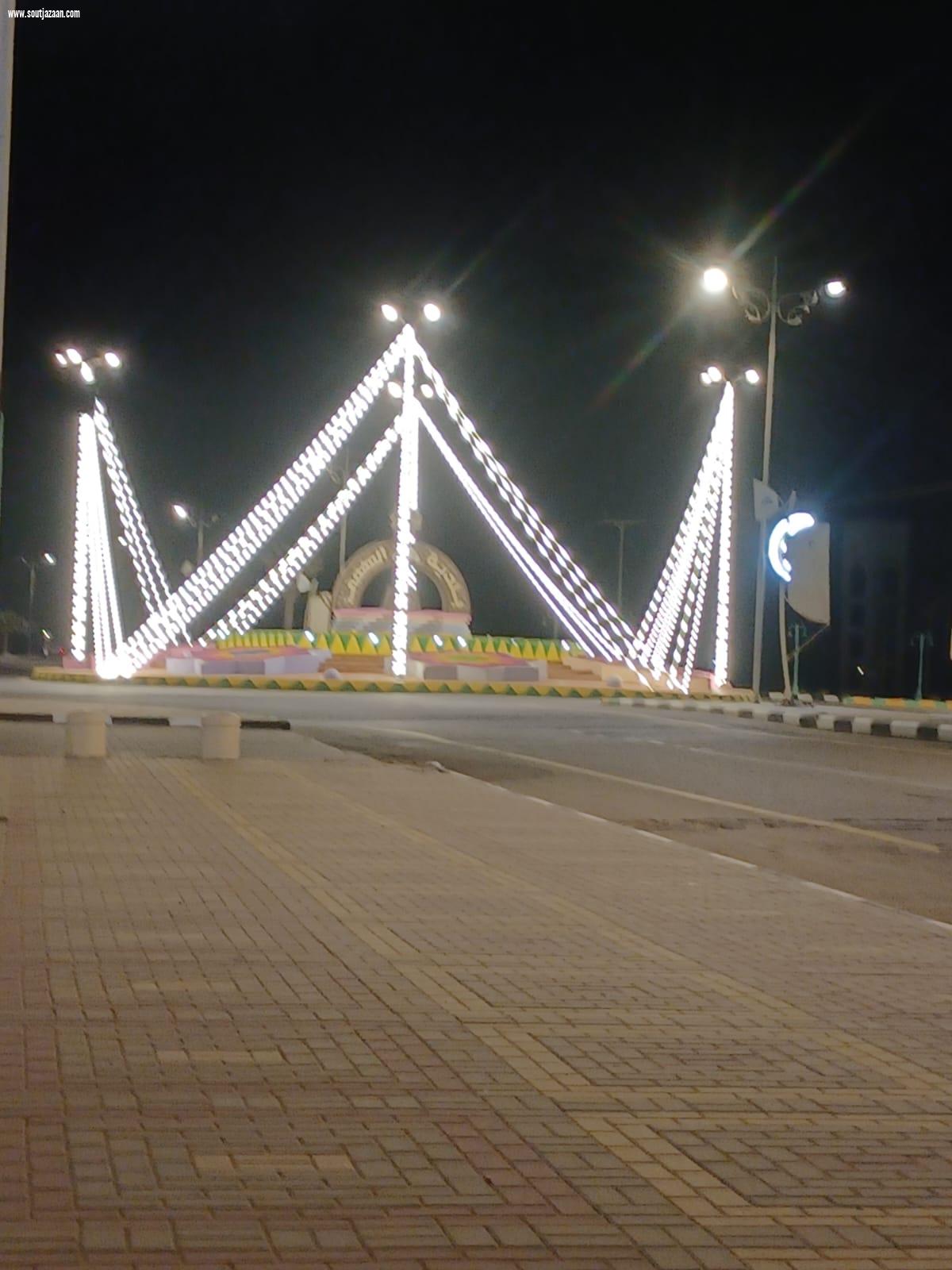 بلدية السهي تستقبل شهر رمضان المبارك بتزيين الشوارع والميادين
