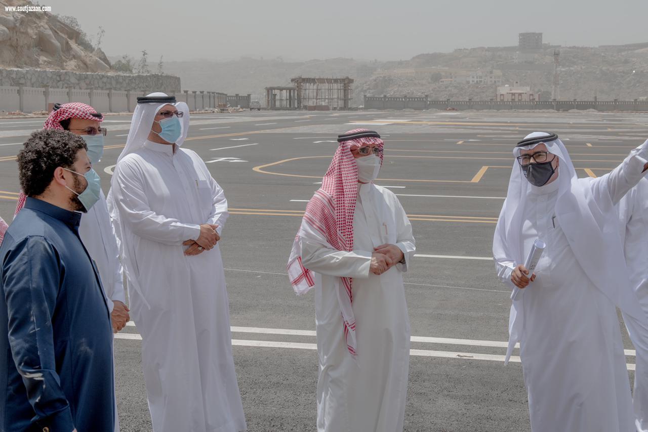 معالي رئيس جامعة الباحة يتفقد مدرسة تعليم القيادة للسيدات
