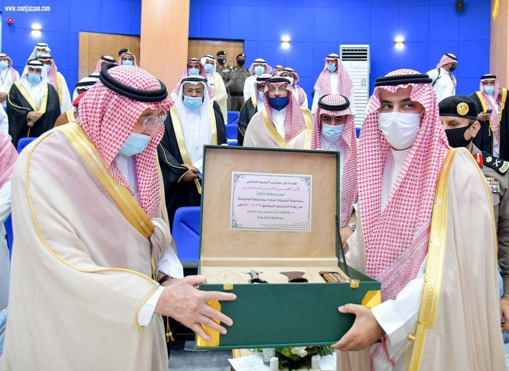 سمو أمير منطقة جازان يتفقد محافظة العارضة ويدشّن مشروعات تنموية بأكثر من 423 مليون ريال بالمحافظة 