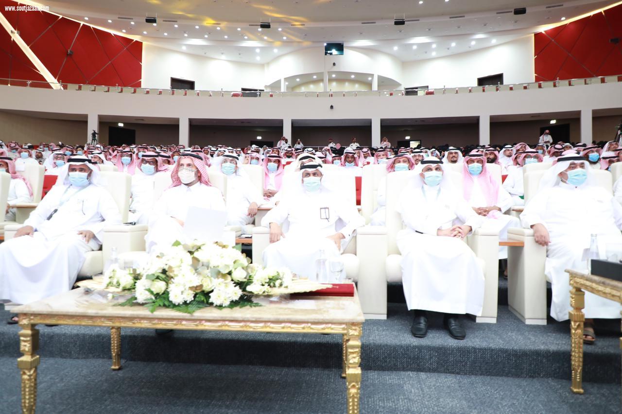 بمشاركة نخبة من المتخصصين | مدير عام تعليم جازان يفتتح الملتقى العلمي للإبداع والموهبة  جاهزون للمستقبل  Ready4Future