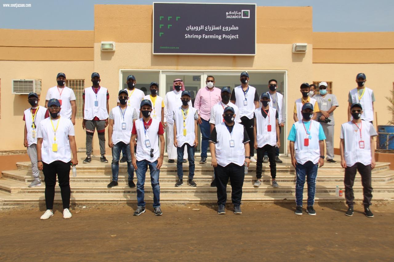 30 مشاركا في برنامج خدمة شواطئ جازان