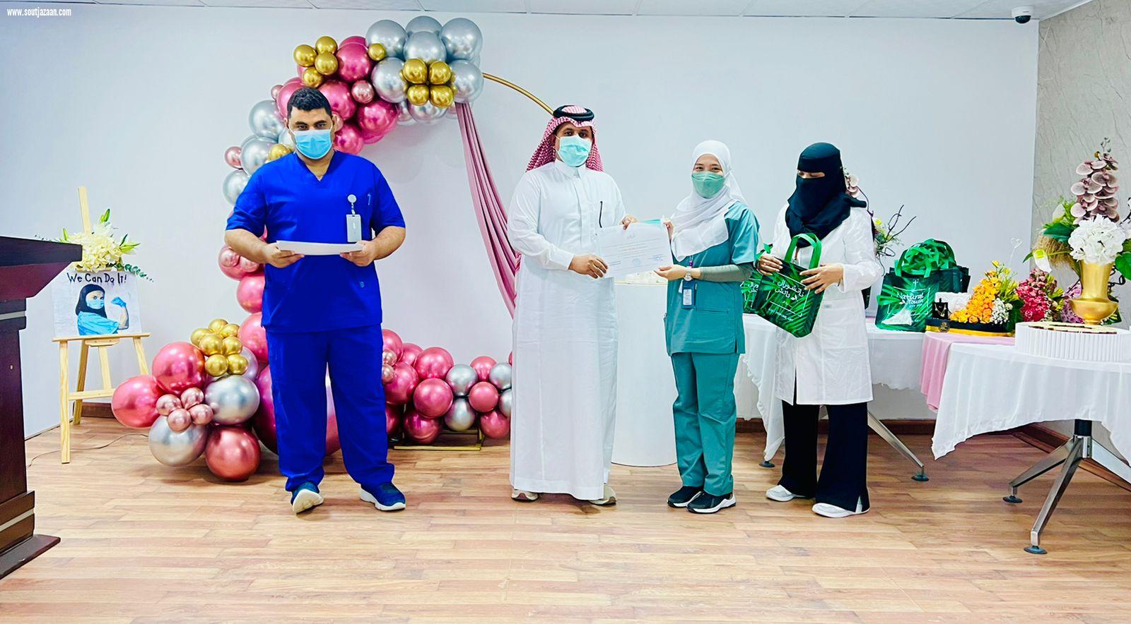 مستشفى الحُرّث يكرّم الطاقم التمريضي بقسم الطوارئ 