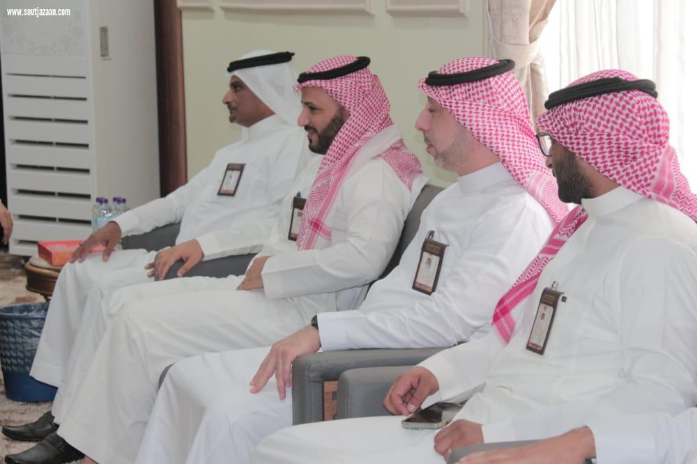 محافظ بيش يستقبل رئيس مدينة جازان للصناعات الاساسية والتحويلة