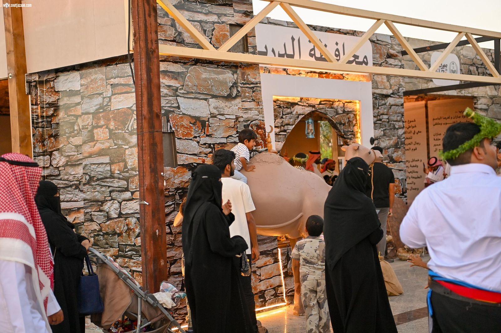 مهرجان جازان 2026 يستقطب الزوار عبر منطقة هذه جازان عاكسة كنوز الطبيعة بالمنطقة