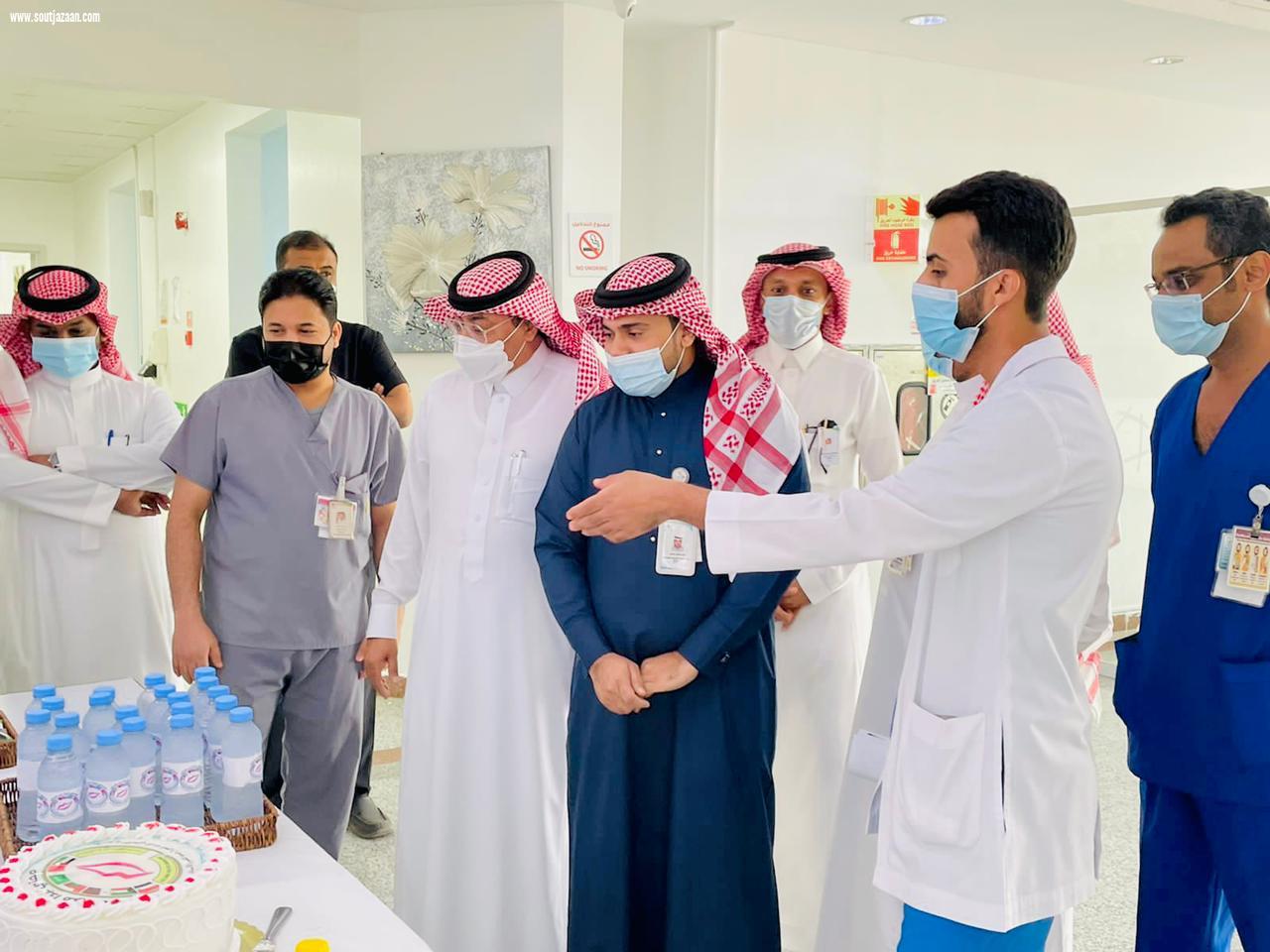 تدشين الأسبوع الخليجي لصحة الفم والأسنان بمستشفى الحُرّث