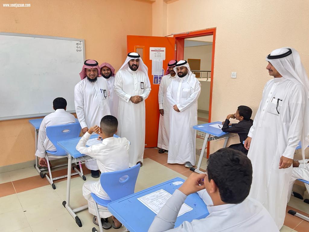 الشهراني يتفقد سير الإختبارات بمدارس المحافظة
