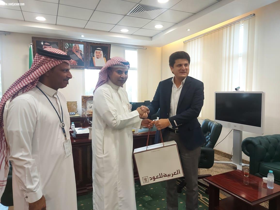 فرع وزارة الموارد البشرية والتنمية الاجتماعية بجازان يستقبل القنصل  الباكستاني