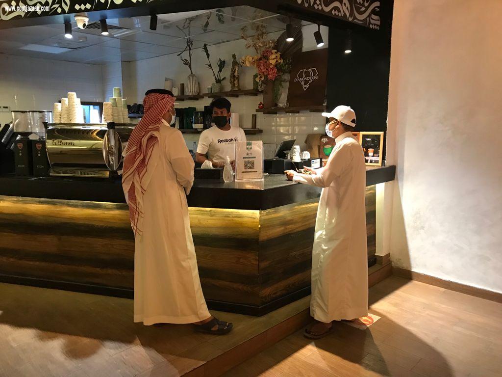 الموارد البشرية بجازان تنفذ جولات ميدانية للتأكد من تطبيق قرارات التوطين