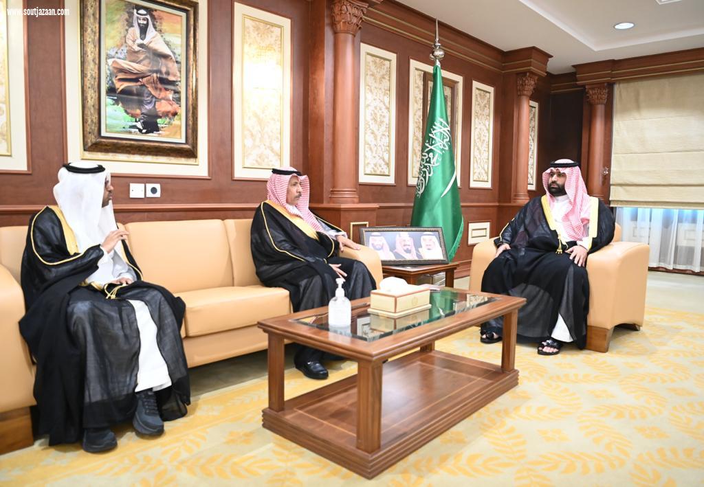 نائب أمير منطقة جازان يطلع على سير العملية التعليمية بجامعة جازان