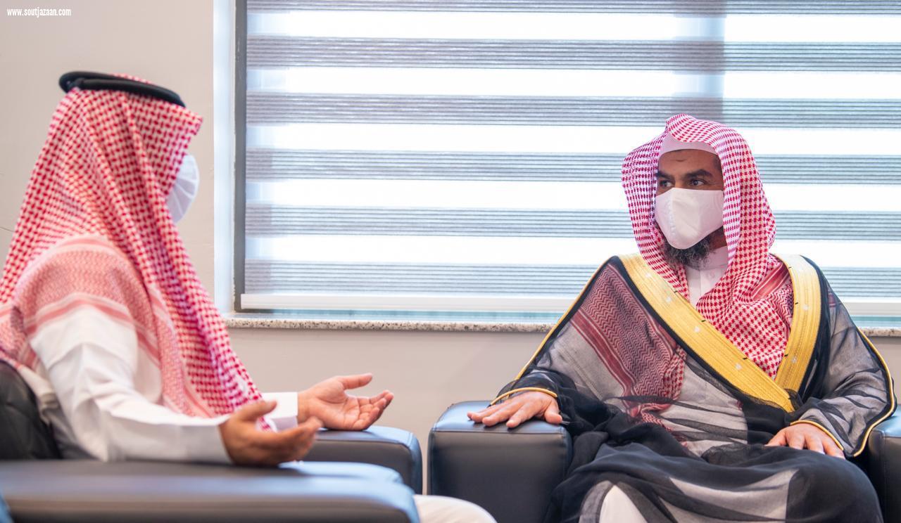 مدير عام فرع الرئاسة العامة لهيئة الأمر بالمعروف بالقصيم يزور مدير عام التعليم بالمنطقة
