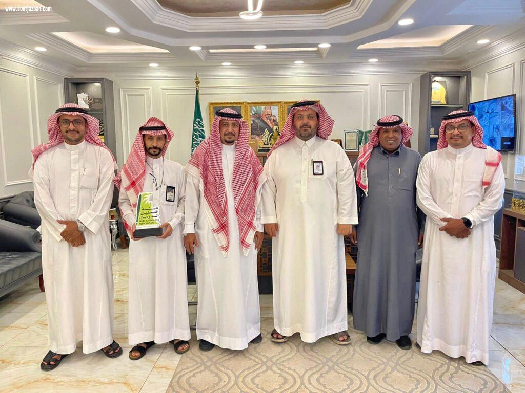 محافظ الداير  يستقبل مدير فرع هيئة الصحفيين السعوديين بجازان
