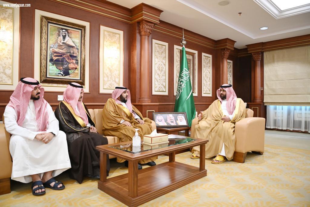سمو أمير منطقة جازان بالنيابة يستقبل رئيس وأعضاء اللجنة التنسيقية لهيئة المهندسين بالمنطقة