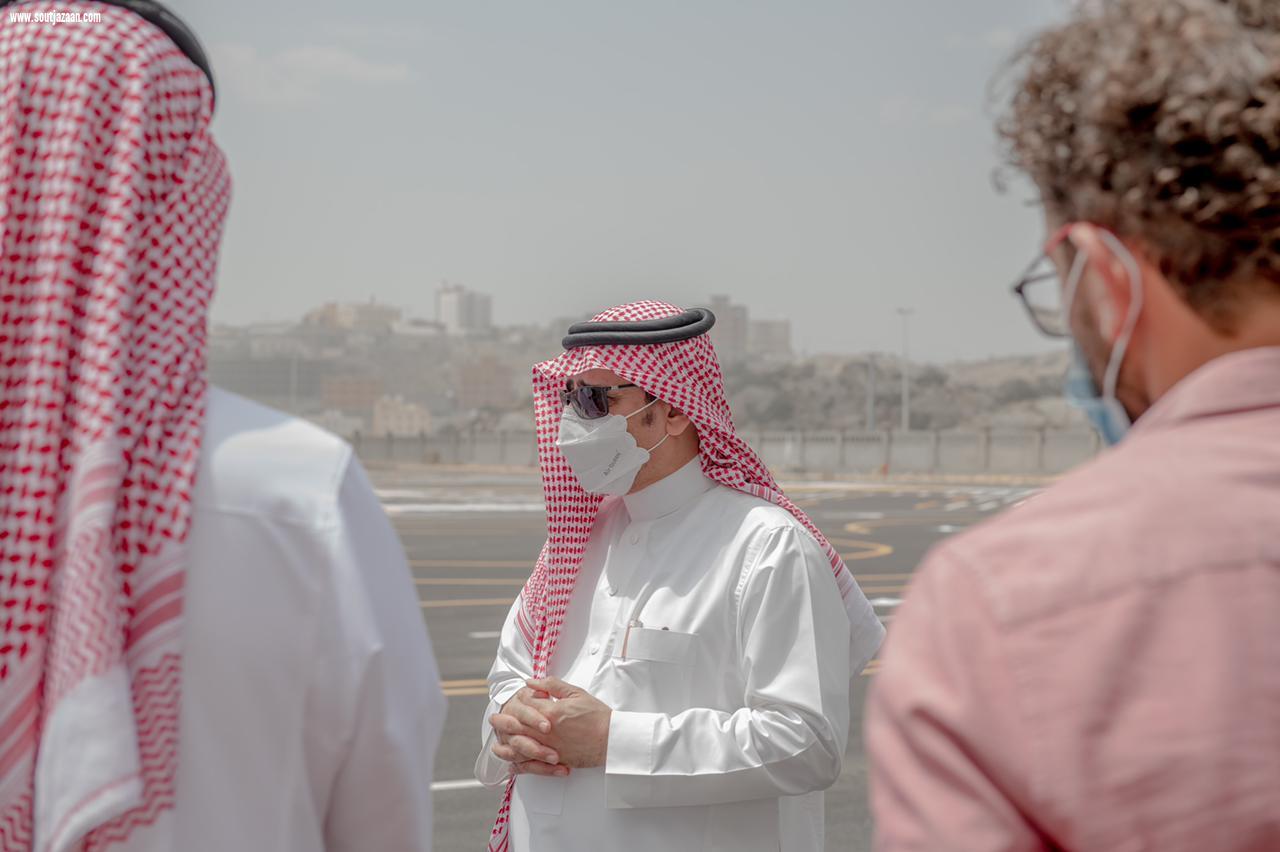معالي رئيس جامعة الباحة يتفقد مدرسة تعليم القيادة للسيدات