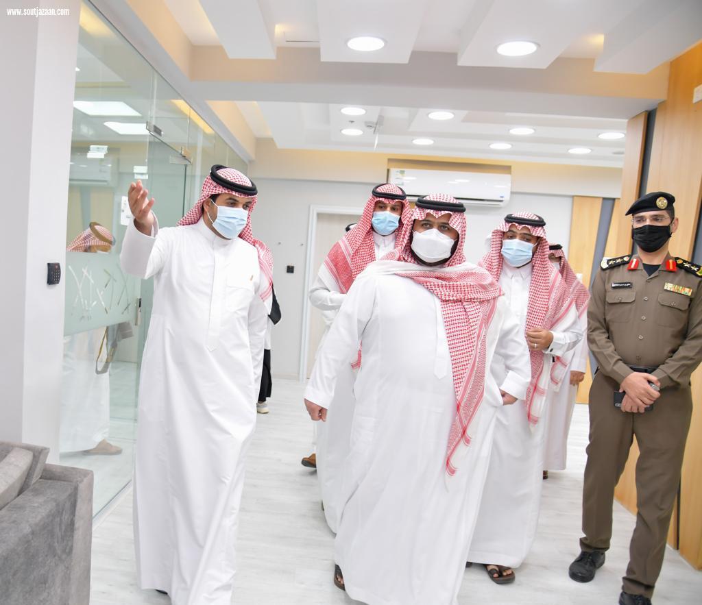 سمو نائب أمير جازان يدشن مركز الطب الاتصالي بالمنطقة