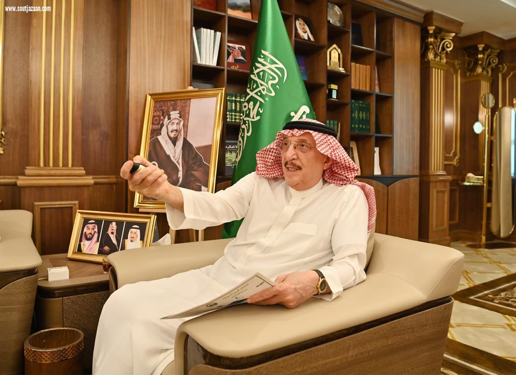 سمو أمير جازان يدشّن الحملة التعريفية بإدارة البيانات ويطلع على تقرير الأمن السيبراني