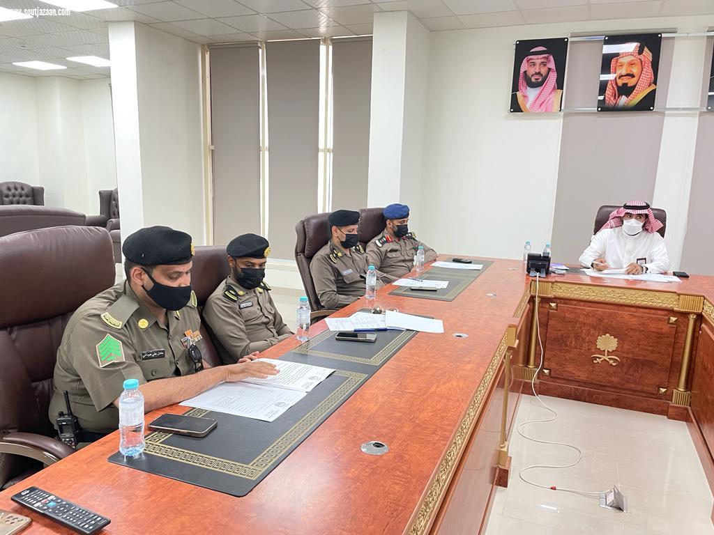 الشهراني يرأس اجتماع لجنة السلامة المرورية الفرعيه بالمحافظة
