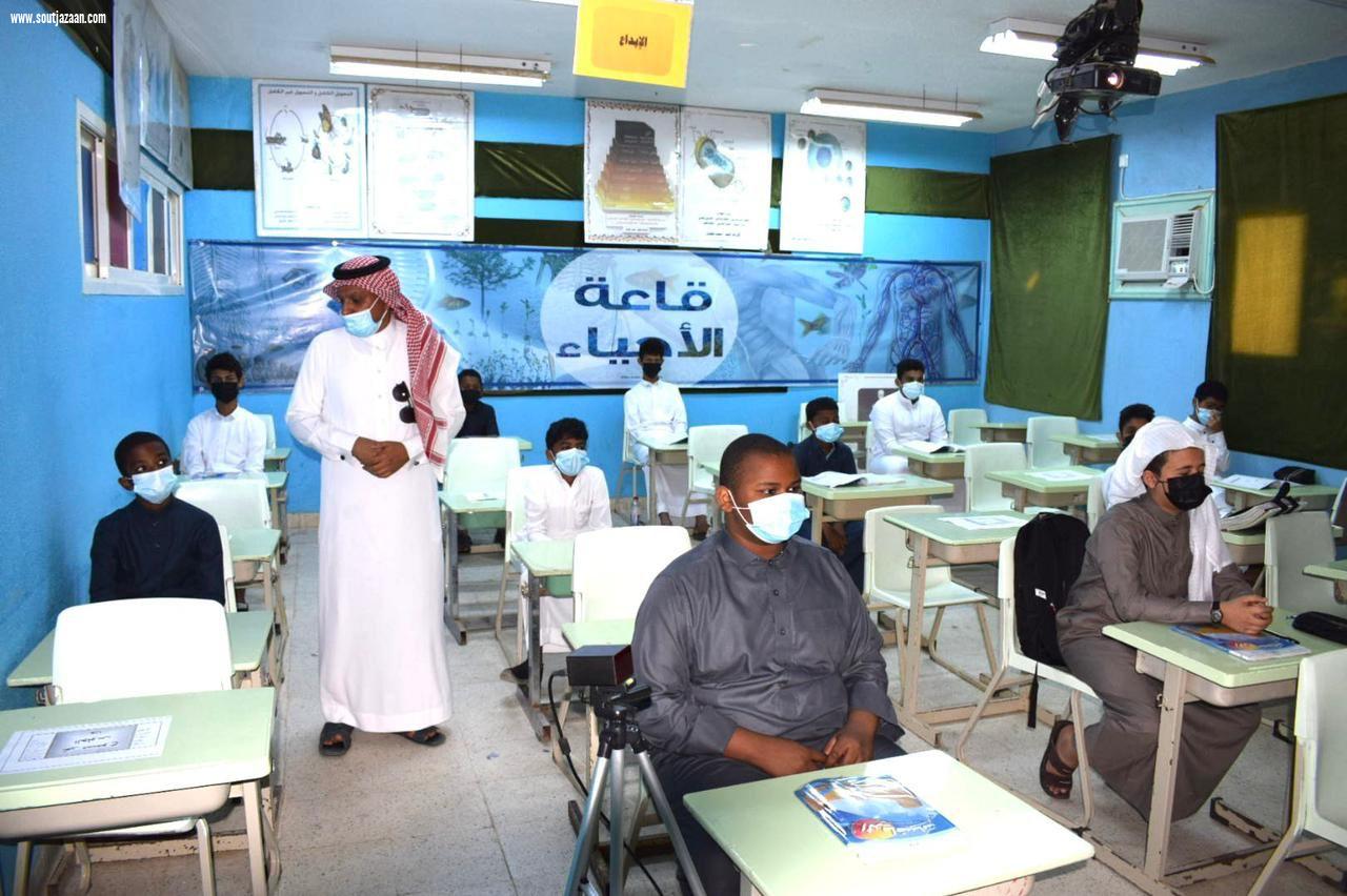 الانطلاقة الناجحة للعام الدراسي بمكتب تعليم بيش تحظى بشكر محافظ بيش
