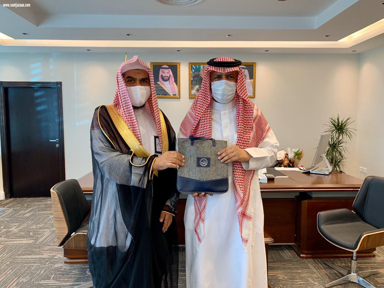 مدير عام فرع الرئاسة العامة لهيئة الأمر بالمعروف بالقصيم يزور مدير عام التعليم بالمنطقة