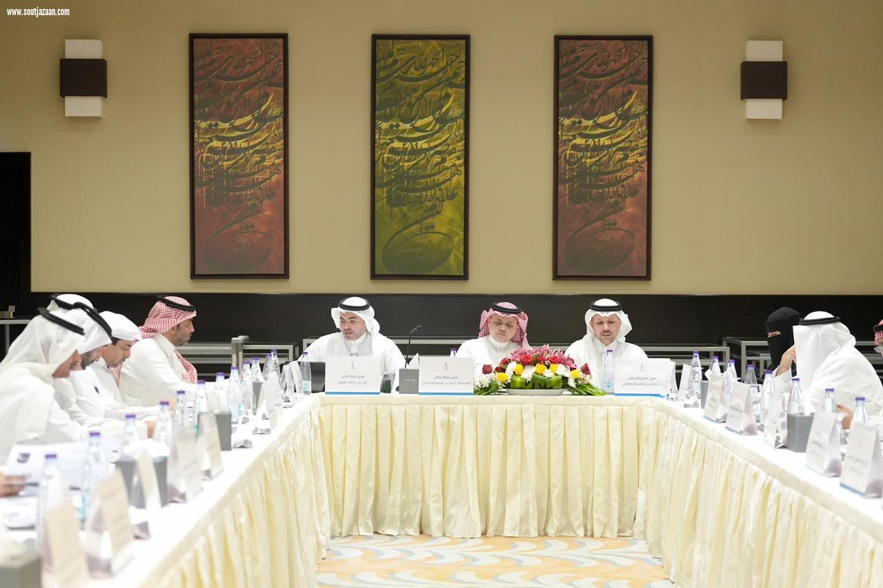 أبو هادي يرأس لقاء رؤساء اللجان القطاعية بغرفة جازان في الدورة العاشرة