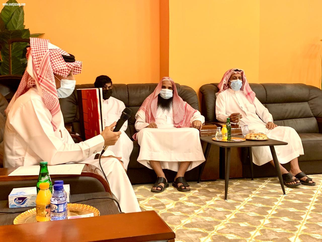 لجنة الفن التشكيلي بثقافة الشمالية تعقد لقاءها الدوري