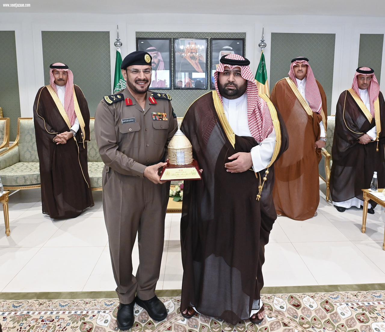 سمو نائب أمير منطقة جازان يدشّن مقر مديرية الدفاع المدني الجديد