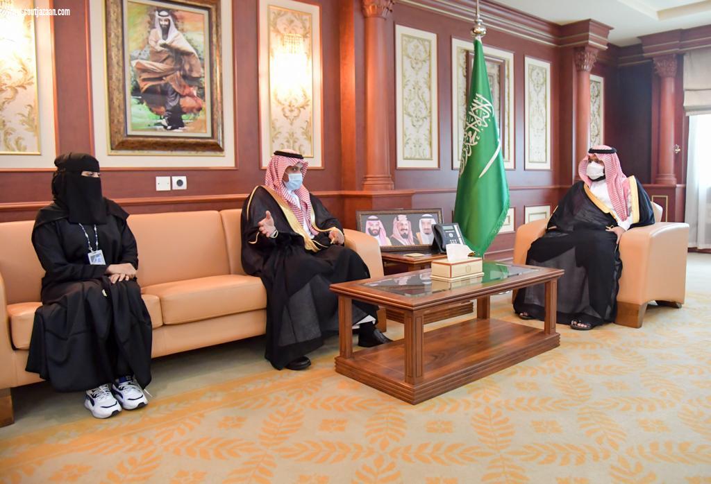 سمو نائب أمير جــازان يستقبل مديري تعليم جازان وصبيا والطلاب الفائزين في تحدي فيرست التقني للروبوت